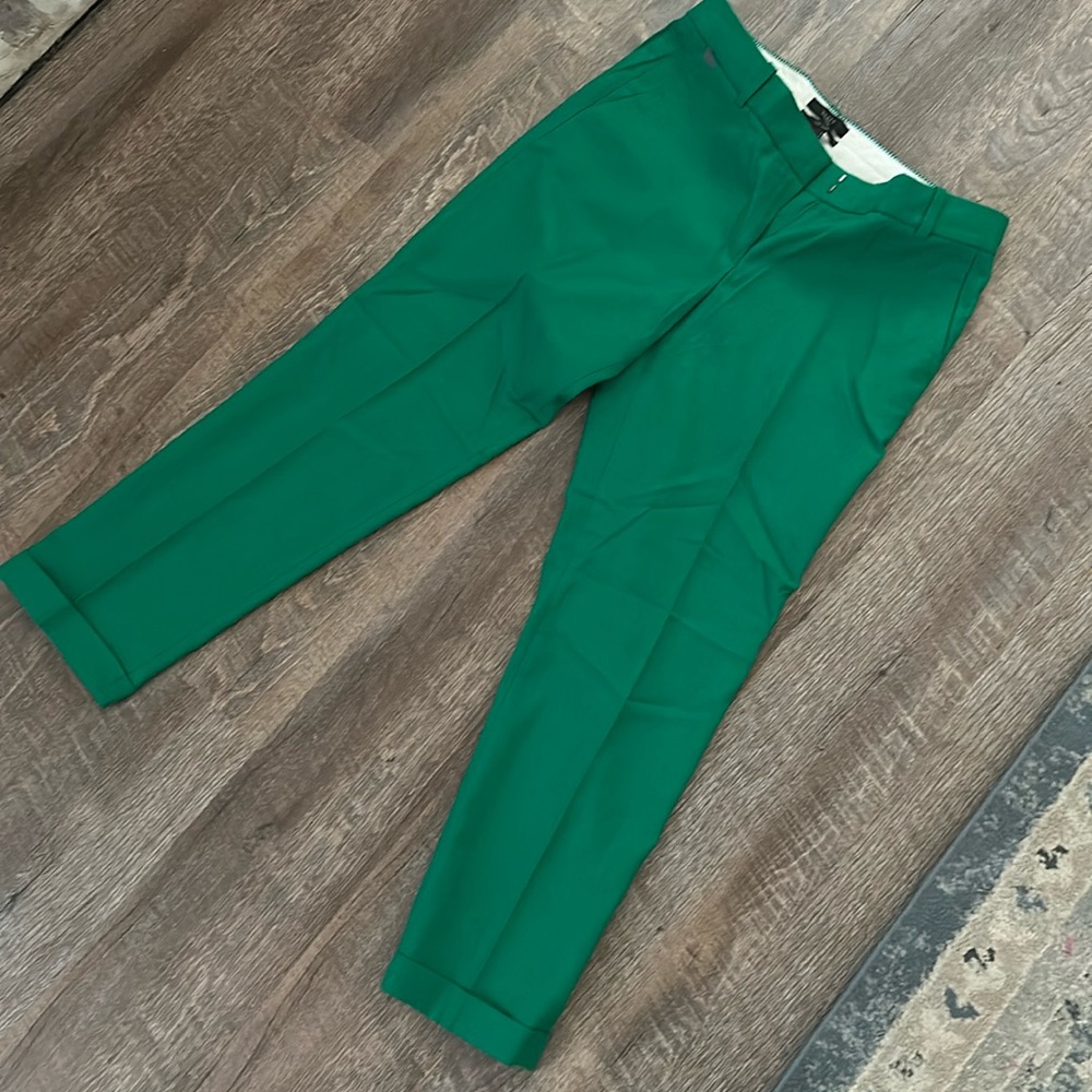 J Crew size 4 Cafe Capri wool trouser in shamrock green with cuffed pant leg